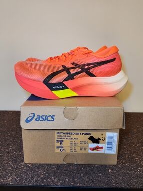 ASICS Metaspeed Sky Paris Carbon Running Shoes Womens 6.5